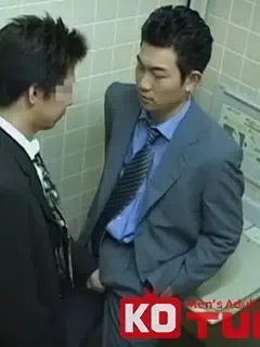 外発展トイレでノンケ/Straight in the Outdoor Toilet