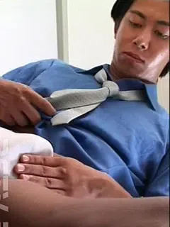 色黒リーマン/Dark skin business man
