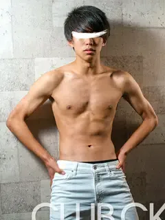 色黒筋肉テニスサークル18才/Tennis Twink Boy