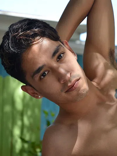 Damien (JB)