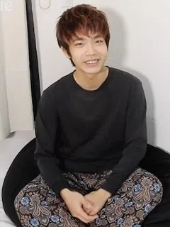 かわいい顔をした20歳の男の子/Cute Face Guy