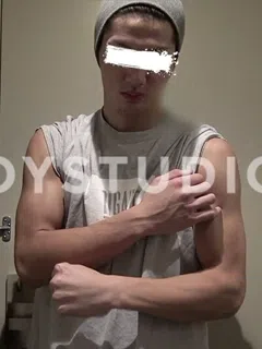 ムトレ帰りのイケメン/Handsome Guy After Gym