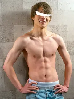 超美白学生19才/Super Milk Skin Student