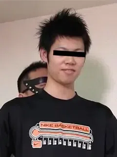 体毛薄めのスリム男子/Slim man with thin body hair