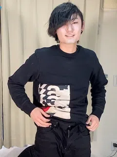 巨根21歳の美形青年/Big Dick Youth