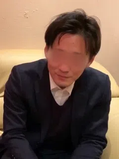 イケメン既婚子持ちノンケ君/Married Guy with Child