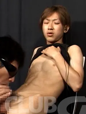 敏感な真性包茎/Sensitive Phimosis Dick