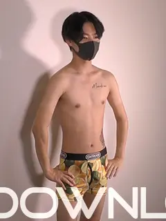 亀頭がデカい巨根大学生/Big Glans Student