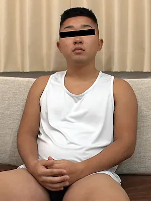 19歳短髪ムッチリ体育会系大学生/Manly Short Hair Athlete