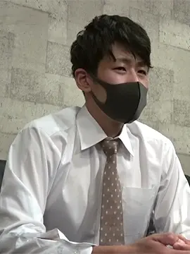営業リーマン27才/Office Worker