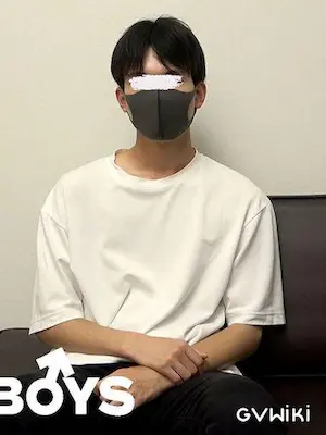 真面目系大学生素人童貞21歳/Serious Virgin Student