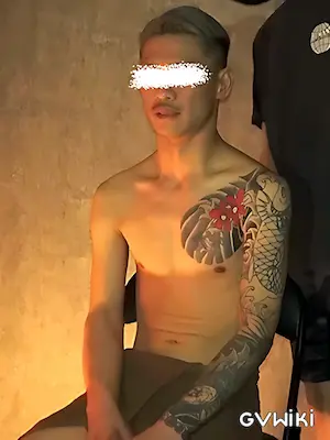 和彫り強面兄貴/Tattoo Tough-looking Guy