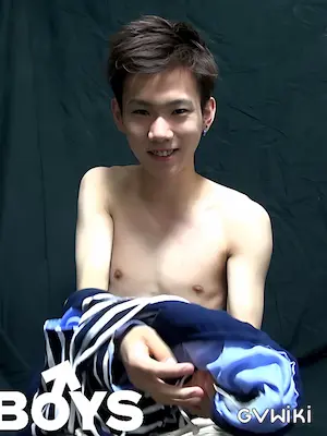 童顔巨根学生/Cute Big Dick Student