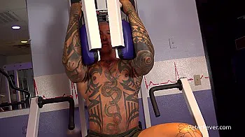 Train HARD 4: Rock That Chest-4