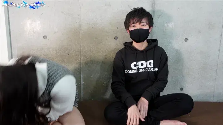 【初デビュー】18歳の小柄なかわいい系男子が軽やかに腰を振り濃厚ミルクを放出!-2