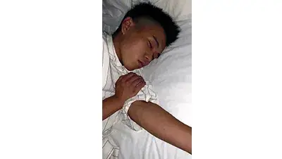 合法ショタの寝込みを襲う!!ノーカット生掘りセックス-1