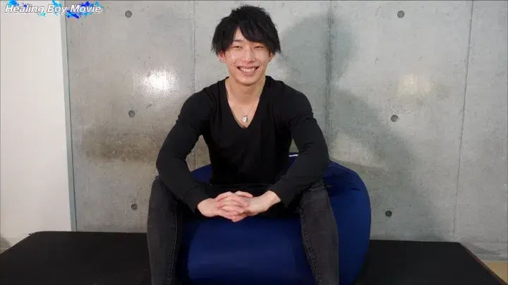 【初デビュー】21歳の爽やか好青年!クールにシコって真っ白い精子を放出!-2