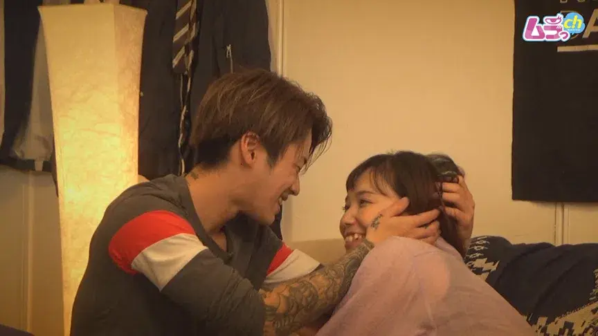ニンゲン観察 離婚したばかりでムラムラ真っ盛りなバイト仲間の年上バツイチ美女と自宅でムンムン雨宿り-4