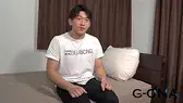 カメラにぶっかけ!!ガッチリ系スポーツマン大学生が童貞卒業!-2