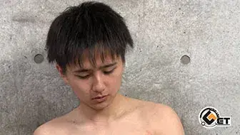 顔立ち整ったプリケツくんが自分のお尻をエッチな大人のおもちゃで開発!-4