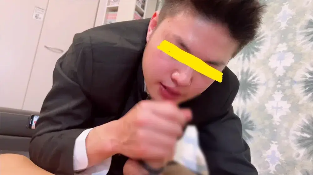 顔出し!大人気!スッキリ短髪 ガッチビ18歳しょうたろう君! 学ランで生チンポによがってチンポビンビン掘られイキ!!-1