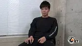 やんちゃな雰囲気の浅黒ハンサム青年が自分のモノを扱き果てる！-2