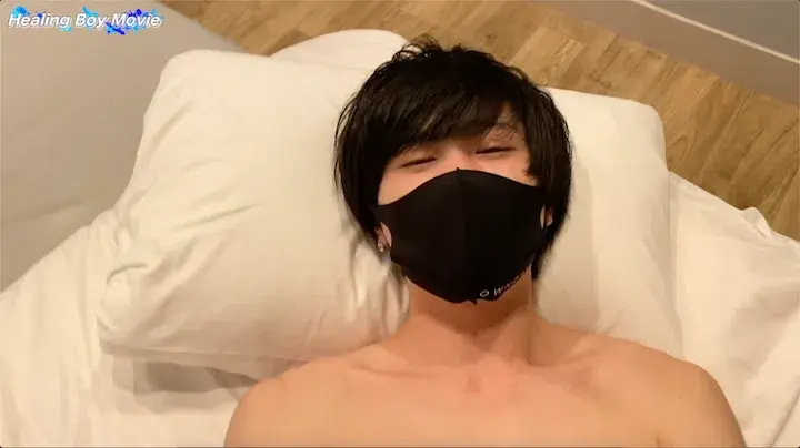 完全密室!ミスターコンテスト上位入賞RUKIAがスマホ片手に生でハメ撮りSEX!カラオケで歌声も披露!-6