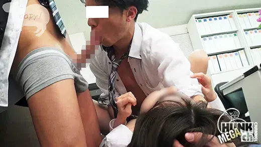 トップスターモデル【晃志郎】職場オフィスで男×女×男の3PSEXに発展!!?マ●コとアナルのW快感に昇天寸前!!ガン掘られながら大量精子発射!!-3