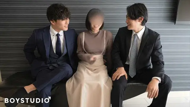 「Cinema Boy」真昼間からスーツ男子達が女子とエロ生交尾3P!!-1