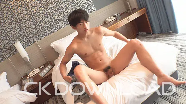 【本編顔モザなし】18歳なりたてぎり合法!!ぴっちぴちボディに日焼け跡エロス美青年!-2