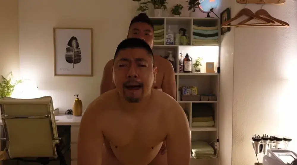 エロマッサージ中にムラムラして生交尾2 (前編) / BB Fuck after erotic massage 2 (first half part)-3