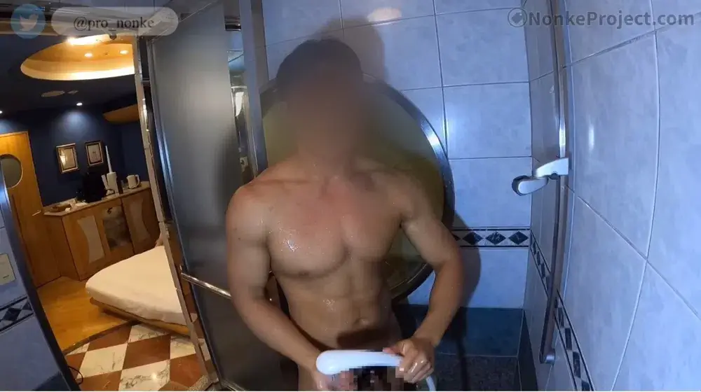 【生交尾】大会出場経験アリ!178cm89kg23歳太マラマッチョの生ハメ初中出しセックス!-1