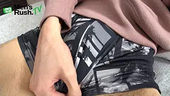 スリム体型のデカチン男子がチ〇コを扱いてザーメンをぶっ放す!-3