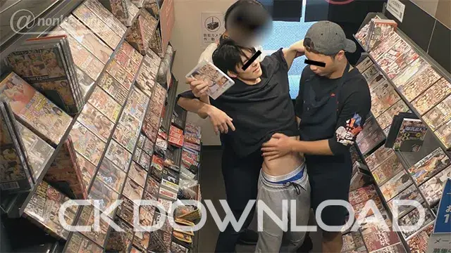 [公然猥褻『SHASEI堂』]【第二十五弾】変態店員ふたりのオモチャにされる乳首敏感スリ筋少年!!-5