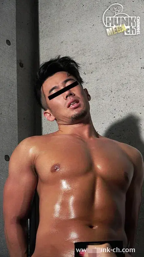 椅子に拘束して寸止め限界超オルガズム!!超S級モデル!!イケメン髭ハンドボールマッチョなデカマラ伶央(れお)くん24歳!!存在感ありすぎの太デカマラを弄ぶ!!マッチョのデカチンが極限に膨れて極限刺激に耐える伶央くんをタップリとお楽しみください!!【女責めver.】-4