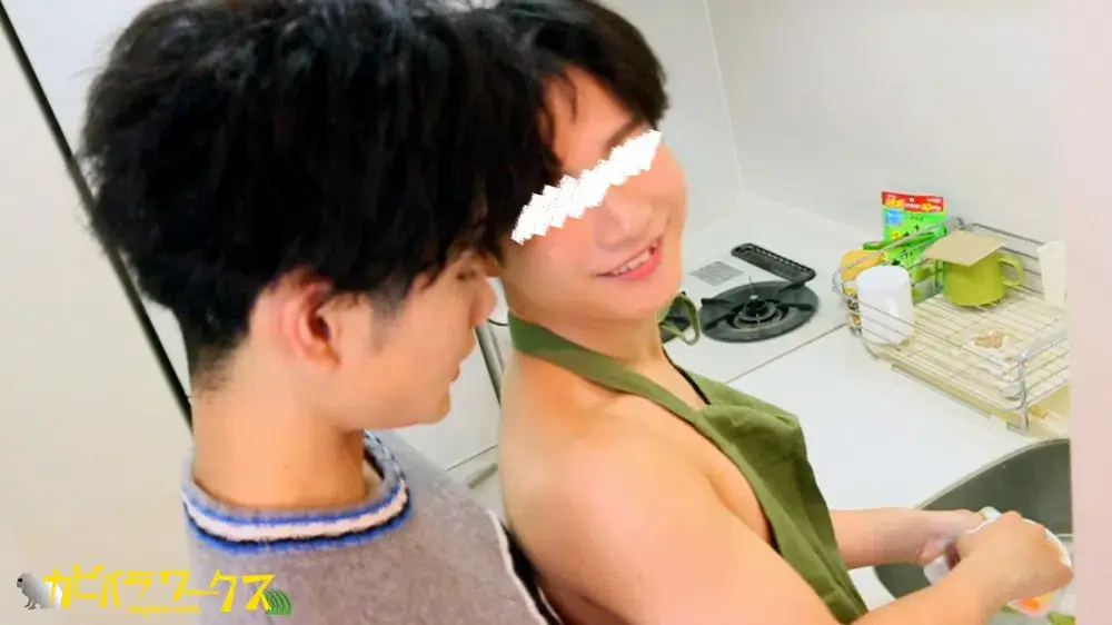 【裸nudeエプロン】小梅×優!キッチンで洗い物中に迫られ大胆バックSEX!!-1
