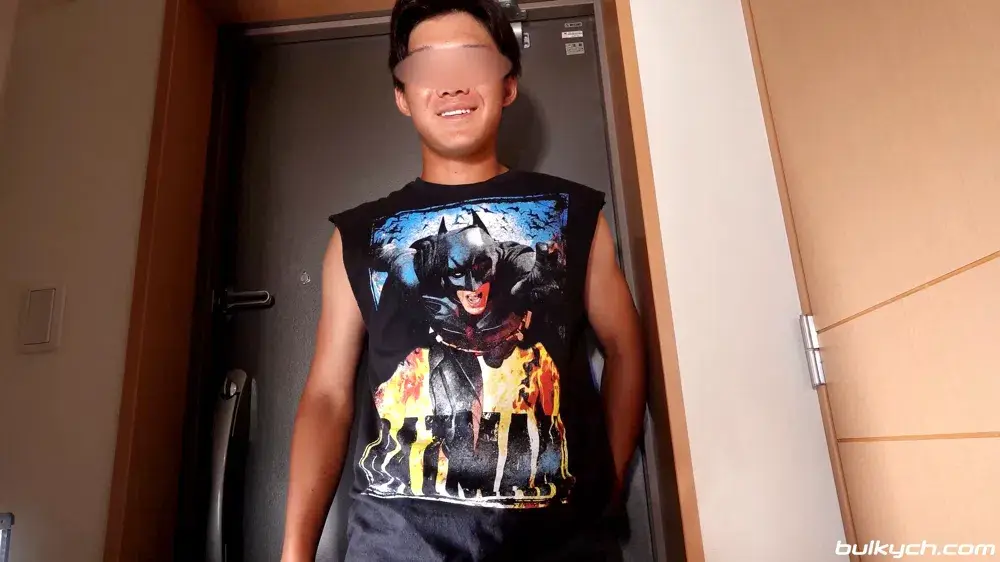 19歳ピチピチ新人ノンケ喰い!!爆発笑顔のヤンチャなノンケにフェラの洗礼!!筋キンが美しい曲線美若さ溢れ出る若葉の雫!!!-1