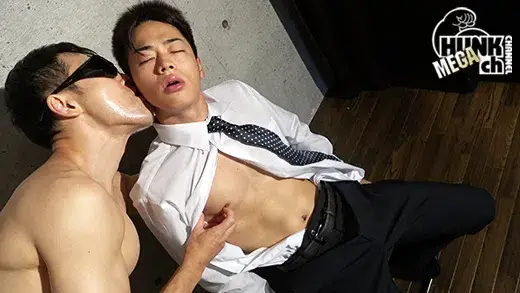秋のパンツ祭り!!超イケメンのシックスパック拳聖(けんせい)くん24歳が遂に掘られる!!激しいピストンにチンコがギン勃ち快感絶頂、掘られながら濃厚ザーメン放出!!-3
