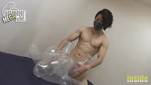 顔出しNGの27歳ノンケがダッチワイフで大ハッスル-2