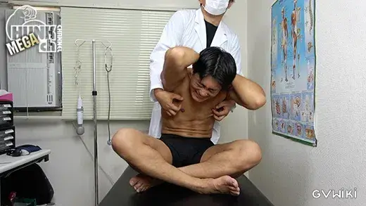 イケてるノンケの身体を隅々まで検査!!カルテNo.049健也(けんや)くん25歳!!デカマラ色黒ガッチリ筋肉の男前は乳首もアナルも敏感快感、そんな健也くんの診断結果は?!!-4