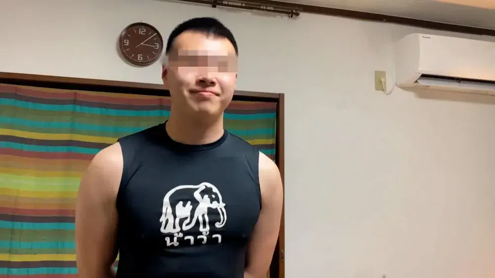 マッサージモニターとして行ったはずが、店にバレにずにセラピストを犯す!生中出しからの連続口内射精!!-1