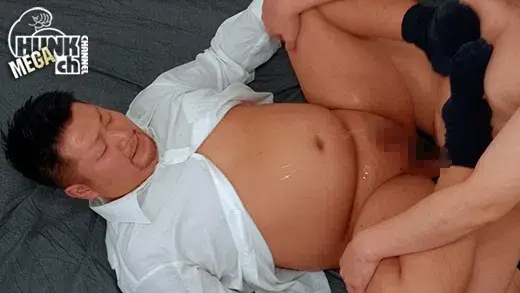 宅飲みからの潮吹き生交尾!大量潮吹きした末、先輩の種付けをゲット!-4
