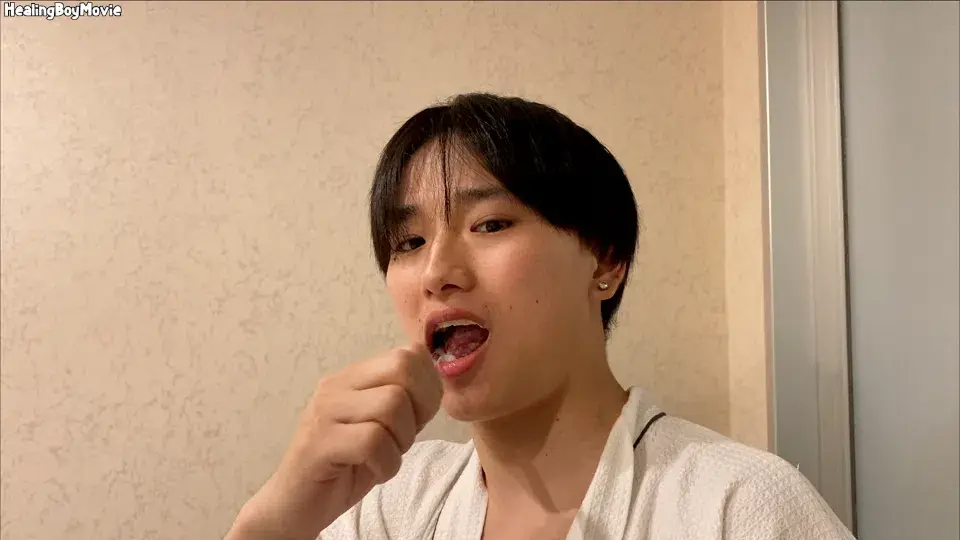 完全密室で自撮り撮影!超イケメン18歳が激熱SEXで2連続射精!-3