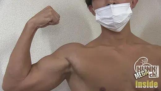 流出厳禁!!顔出しNG若手トレーニーはスローSEXで体全体で絡み合う-1