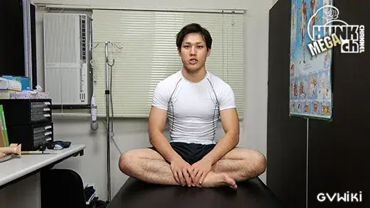 【のんけ診察室:Full HD】イケてるノンケの身体を隅々まで検査!!カルテNo.052道人(みちと)くん22歳!!超S級イケメンマッチョがデカマラをそそり立たせて濃厚ザーメン放出!!アナルも感じてしまう道人くんの診断結果は?!!-1