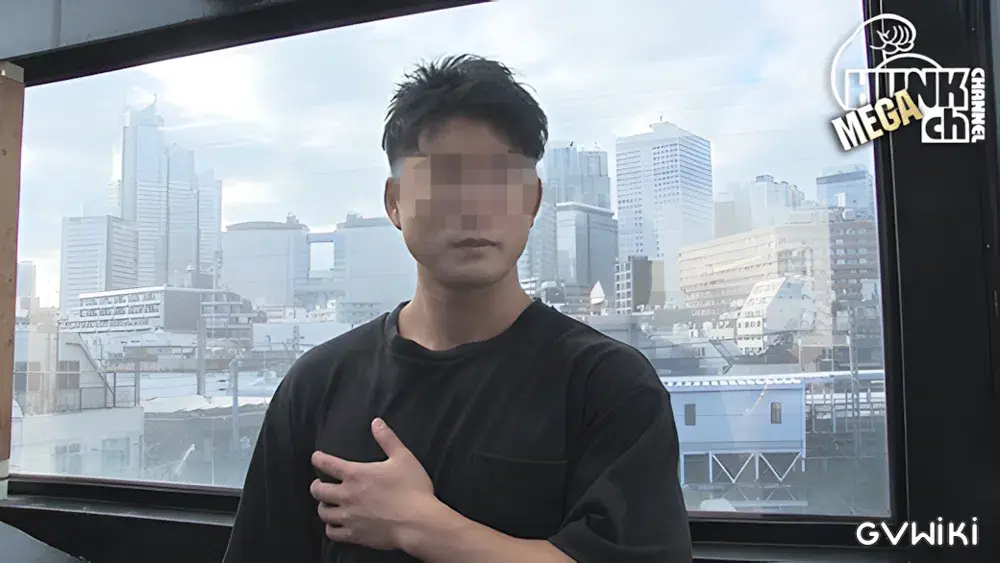 イケメンインストラクターが初の試み、野外で脱ぎ・初フェラ（最後は彼のオフショット付き）-1
