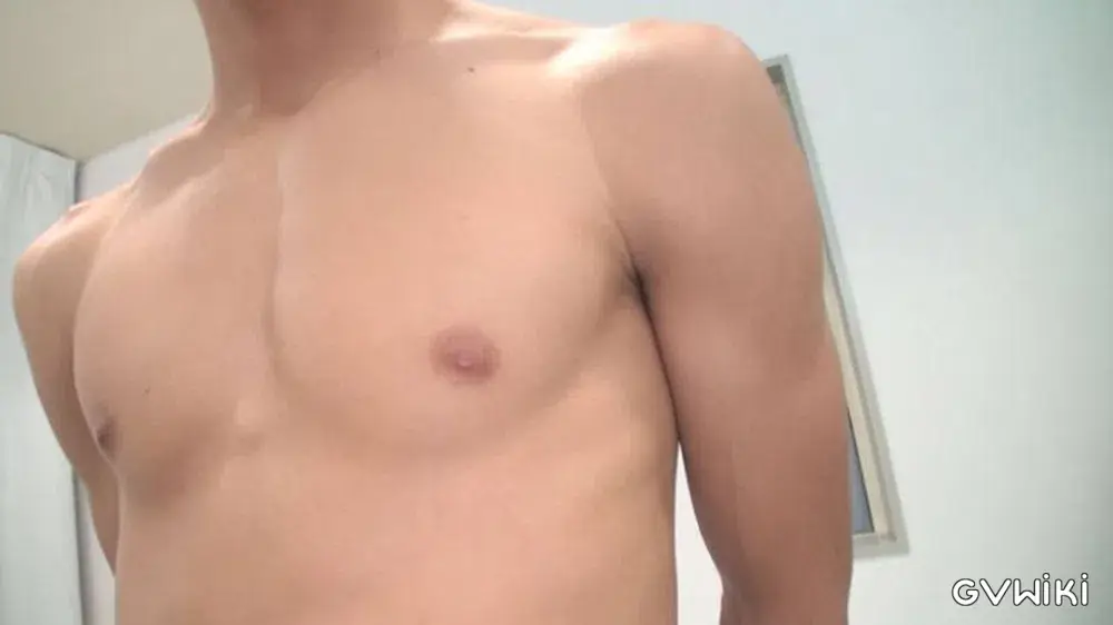 愛くるしい弟系18歳は脱いだら筋肉バッキバキ!体育会系の身体!エロ声と共にザーメン発射!-4