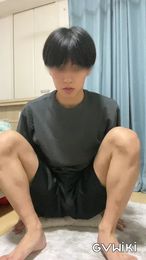 4K自撮り 神間 ボクサーパンツはみだしオナニー-2