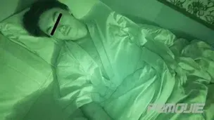 STAFF推薦作品！濃厚ディープキスにフェラまでさせ。。。密室空間で濃厚な絡みを見せる!!-1