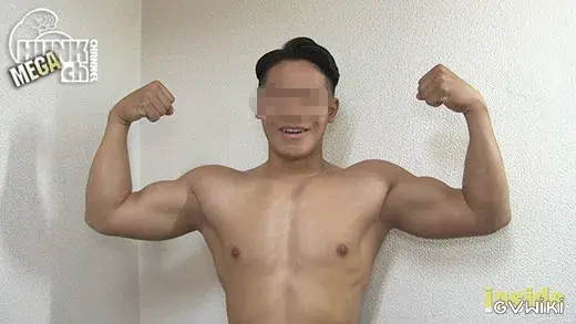 幼い顔したフェードが似合うトレー二ー、久々のエッチに何度も寸止め-1